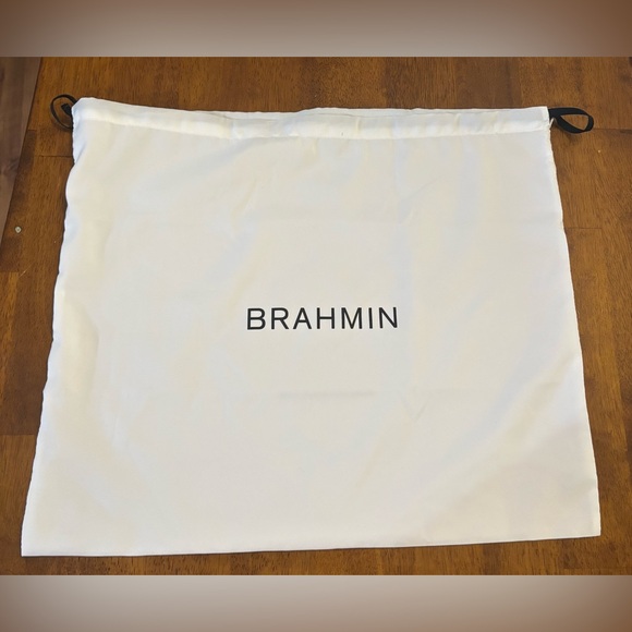 White BRAHMIN 15 x 13 COTTON Drawstring DUST BAG Clean Ready To Use - Picture 1 of 2